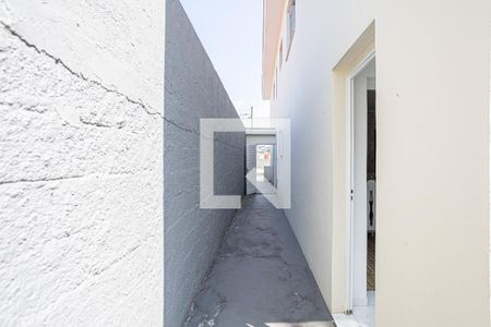 Casa à venda com 162m², 3 quartos e 2 vagas Casa à venda com 162m², 3 quartos e 2 vagasCorredor