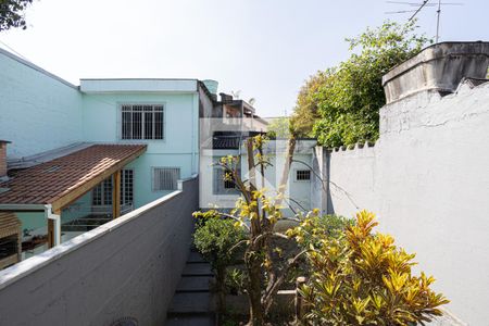 Casa à venda com 162m², 3 quartos e 2 vagas Casa à venda com 162m², 3 quartos e 2 vagasVista