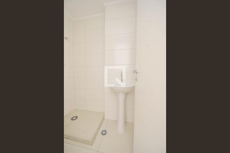 Banheiro de kitnet/studio para alugar com 1 quarto, 19m² em Bela Vista, São Paulo