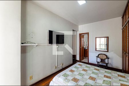 Apartamento à venda com 220m², 4 quartos e 3 vagasSuite