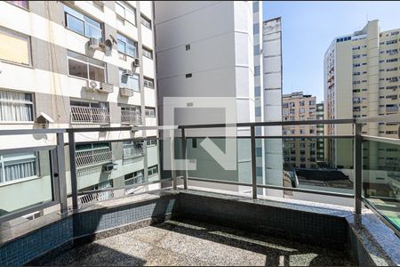 Apartamento à venda com 220m², 4 quartos e 3 vagasSuite