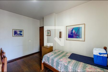 Quarto 1 de apartamento à venda com 4 quartos, 220m² em Icaraí, Niterói