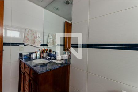 Apartamento à venda com 220m², 4 quartos e 3 vagasBanheiro da Suíte