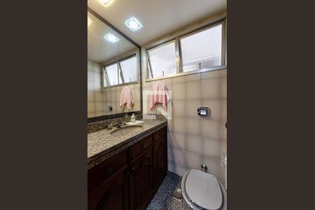 Apartamento à venda com 220m², 4 quartos e 3 vagasBanheiro