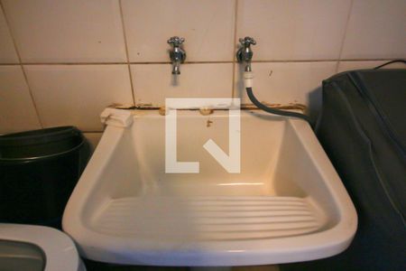 Casa à venda com 320m², 4 quartos e 6 vagasLavanderia (Torneira)