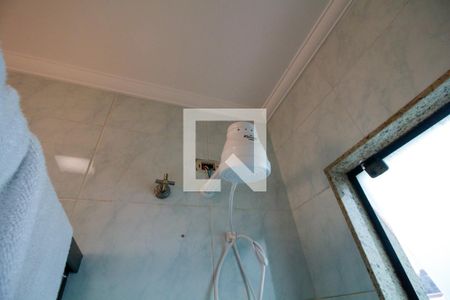 Casa à venda com 320m², 4 quartos e 6 vagasBanheiro da Suíte 2