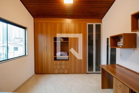 Casa à venda com 320m², 4 quartos e 6 vagasQuarto 4 - Suíte