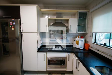 Casa à venda com 320m², 4 quartos e 6 vagasCozinha