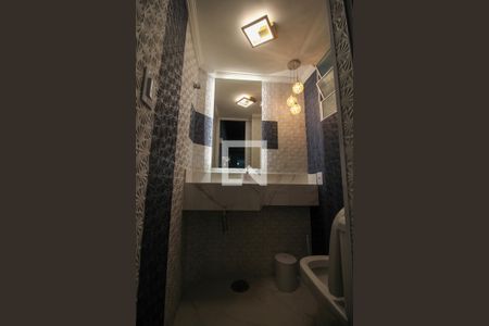 Casa à venda com 130m², 3 quartos e 3 vagasBanheiro de Serviço