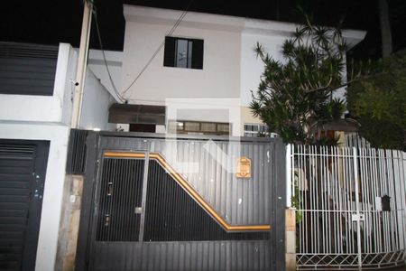 Casa à venda com 130m², 3 quartos e 3 vagasFachada