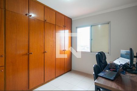 Quarto 1 de apartamento à venda com 2 quartos, 65m² em Parque São Domingos, São Paulo