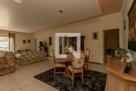 Sala de casa à venda com 3 quartos, 420m² em Jardim das Samambaias, Jundiaí