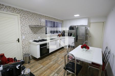 Casa à venda com 200m², 4 quartos e 2 vagasCozinha