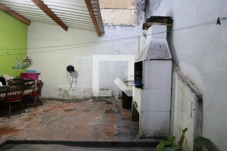 Casa à venda com 200m², 4 quartos e 2 vagasChurrasqueira