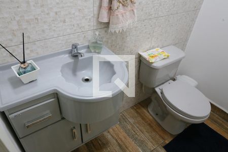 Casa à venda com 200m², 4 quartos e 2 vagasLavabo