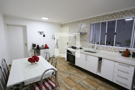 Casa à venda com 200m², 4 quartos e 2 vagasCozinha