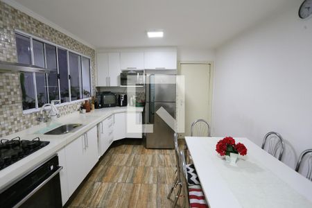 Casa à venda com 200m², 4 quartos e 2 vagasCozinha