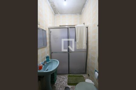 Casa à venda com 200m², 4 quartos e 2 vagasBanheiro 1