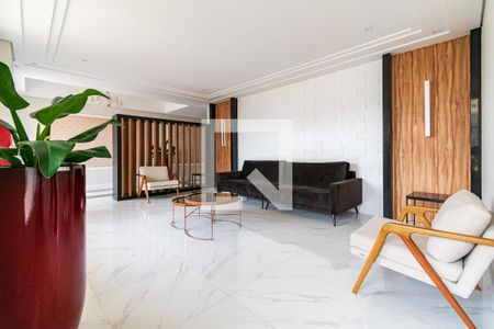 Apartamento à venda com 57m², 2 quartos e 1 vaga Apartamento à venda com 57m², 2 quartos e 1 vagaHall social