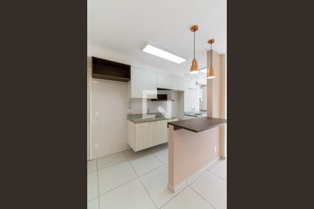 Apartamento à venda com 57m², 2 quartos e 1 vaga Apartamento à venda com 57m², 2 quartos e 1 vagaCozinha