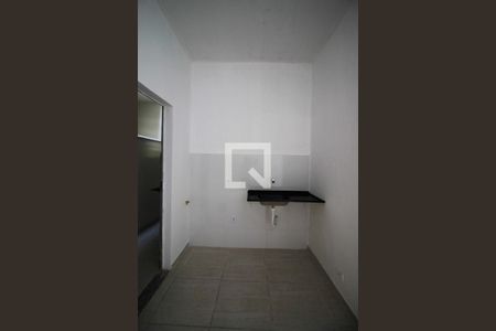 Cozinha de apartamento para alugar com 1 quarto, 32m² em Pilares, Rio de Janeiro