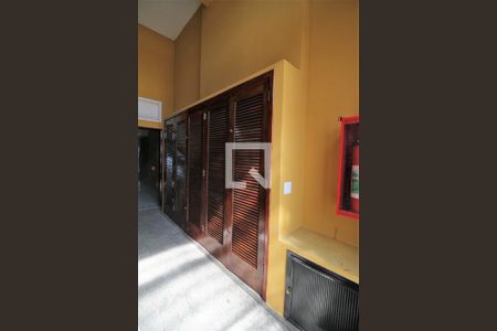 Apartamento para alugar com 32m², 1 quarto e sem vagaHall social