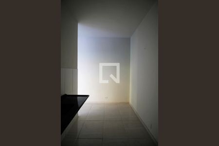 Cozinha de apartamento para alugar com 1 quarto, 32m² em Pilares, Rio de Janeiro