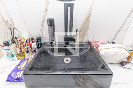 Apartamento à venda com 175m², 4 quartos e 4 vagasBanheiro da Suíte 1