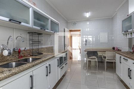Apartamento à venda com 175m², 4 quartos e 4 vagasCozinha