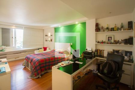 Casa à venda com 850m², 4 quartos e 3 vagasSuíte 2