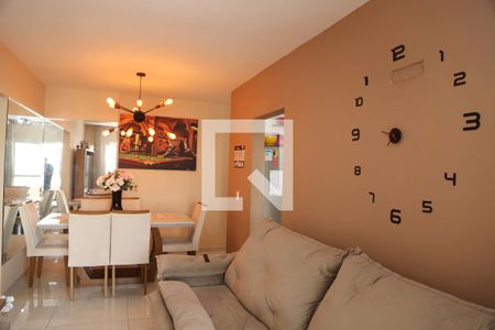 Sala de apartamento para alugar com 2 quartos, 93m² em Guilhermina, Praia Grande
