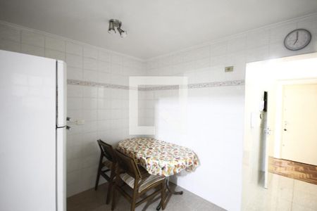 Apartamento à venda com 100m², 3 quartos e 2 vagasCozinha