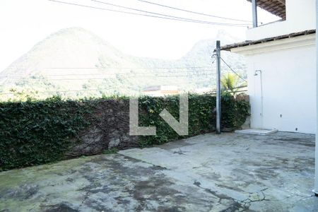 Casa para alugar com 230m², 3 quartos e 1 vagaÁrea Externa