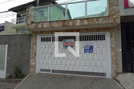 Casa para alugar com 128m², 4 quartos e 2 vagas Casa para alugar com 128m², 4 quartos e 2 vagasFachada