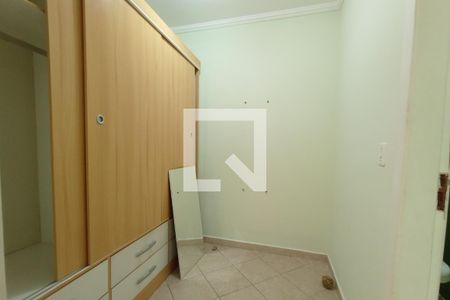 Casa para alugar com 128m², 4 quartos e 2 vagas Casa para alugar com 128m², 4 quartos e 2 vagasCloset