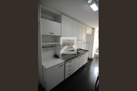 Apartamento para alugar com 118m², 3 quartos e 2 vagasCozinha - Armários