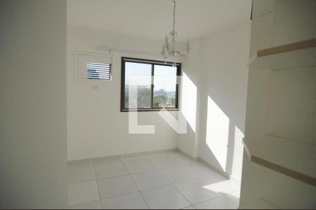 Apartamento para alugar com 118m², 3 quartos e 2 vagasQuarto 2 - Armários