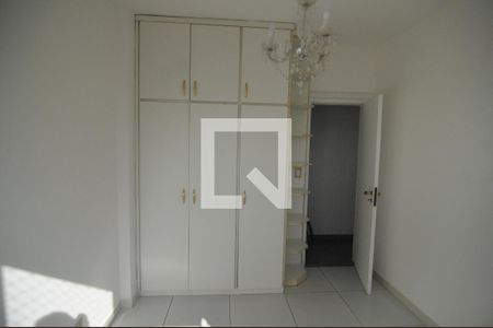 Apartamento para alugar com 118m², 3 quartos e 2 vagasQuarto 2 - Armários