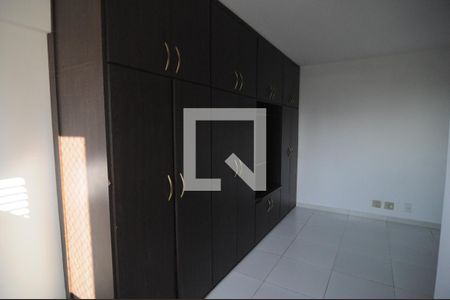 Apartamento para alugar com 118m², 3 quartos e 2 vagasQuarto 3 - Armários