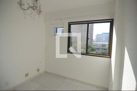 Apartamento para alugar com 118m², 3 quartos e 2 vagasQuarto 2 - Armários