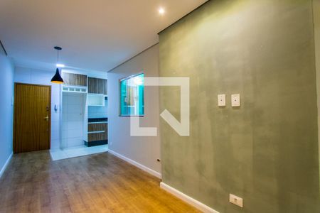 Sala de apartamento à venda com 2 quartos, 60m² em Vila Pires, Santo André
