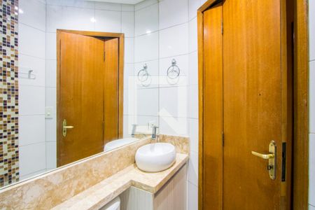 Apartamento à venda com 60m², 2 quartos e 1 vaga Apartamento à venda com 60m², 2 quartos e 1 vagaBanheiro social