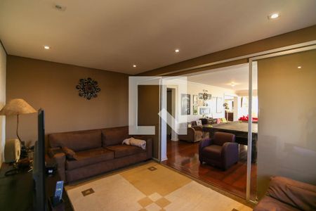 Apartamento para alugar com 320m², 3 quartos e 5 vagasSala de TV