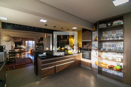 Apartamento para alugar com 320m², 3 quartos e 5 vagasCozinha