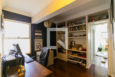 Apartamento para alugar com 320m², 3 quartos e 5 vagasEscritório