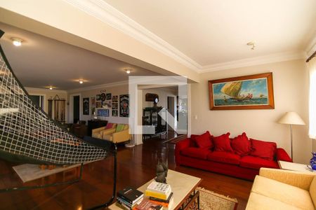 Apartamento para alugar com 320m², 3 quartos e 5 vagasSala