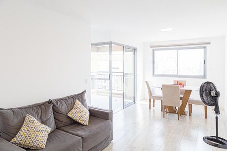 Sala de apartamento à venda com 2 quartos, 67m² em Consolação, São Paulo