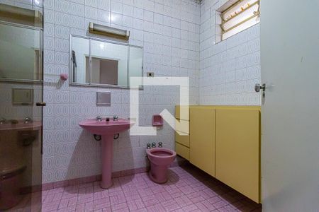 Casa para alugar com 250m², 2 quartos e 10 vagasBanheiro