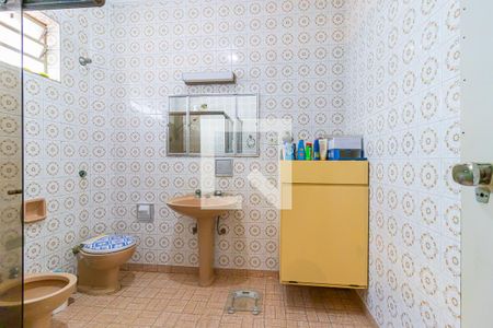 Casa para alugar com 250m², 2 quartos e 10 vagasBanheiro da Suíte