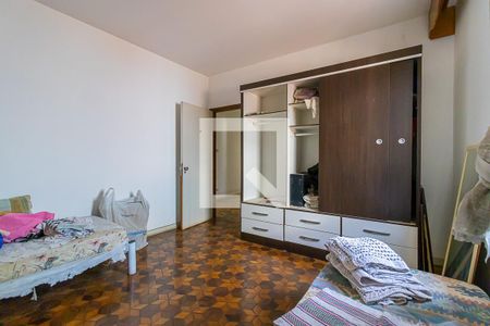 Casa para alugar com 250m², 2 quartos e 10 vagasQuarto